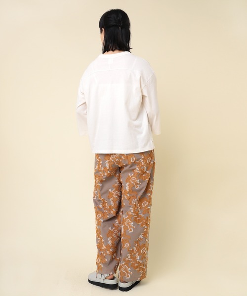 RNA-N(アールエヌエーエヌ)の「M2226 OE天竺五分袖カットソー(Tシャツ/カットソー・レディース・オレンジ/オフホワイト/ブラック/ライトブルー・MEDIUM)」の15枚目の写真