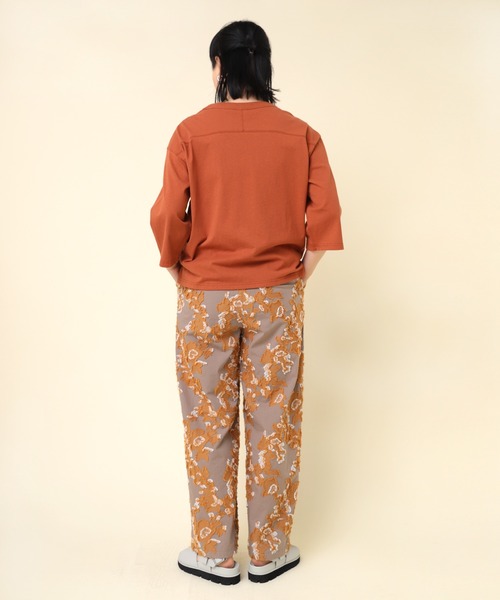 RNA-N(アールエヌエーエヌ)の「M2226 OE天竺五分袖カットソー(Tシャツ/カットソー・レディース・オレンジ/オフホワイト/ブラック/ライトブルー・MEDIUM)」の10枚目の写真