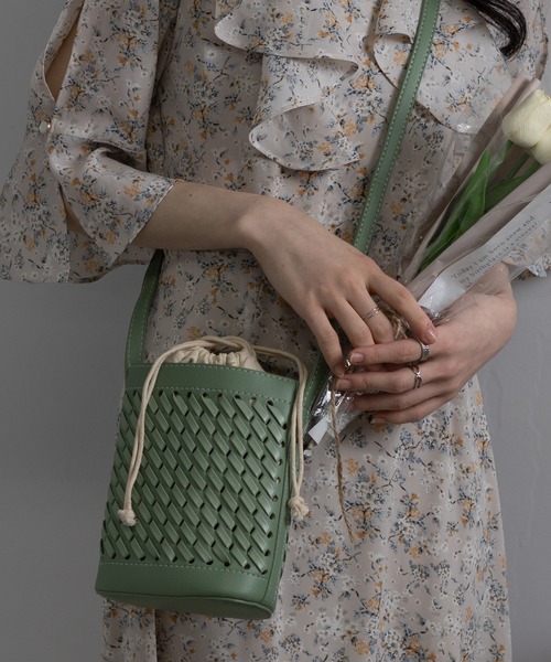 pumpkin port（パンプキンポート）の「メッシュ編み ミニショルダー BAG（ショルダーバッグ・レディース・モカ/ベージュ/グリーン/ホワイト/ブラック・FREE）」の5枚目の写真