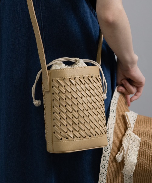 pumpkin port（パンプキンポート）の「メッシュ編み ミニショルダー BAG（ショルダーバッグ・レディース・モカ/ベージュ/グリーン/ホワイト/ブラック・FREE）」の6枚目の写真