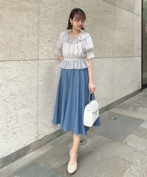 F i.n.t（フィント）の「シアーオフショルフリルプルオーバーブラウス/F&A/fint（シャツ/ブラウス・レディース・ライトピンク/アイボリー/ブルーグレー・FREE）」の21枚目の写真