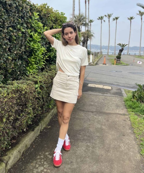 ROXY(ロキシー)の「OCEANO S/S TEE/ロキシードローコード付きワンポイントロゴTシャツ(Tシャツ/カットソー・レディース・マルチ/ブラック/ホワイト・LARGE/MEDIUM/SMALL)」の8枚目の写真