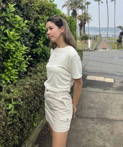 ROXY(ロキシー)の「OCEANO S/S TEE/ロキシードローコード付きワンポイントロゴTシャツ(Tシャツ/カットソー・レディース・マルチ/ブラック/ホワイト・LARGE/MEDIUM/SMALL)」の9枚目の写真