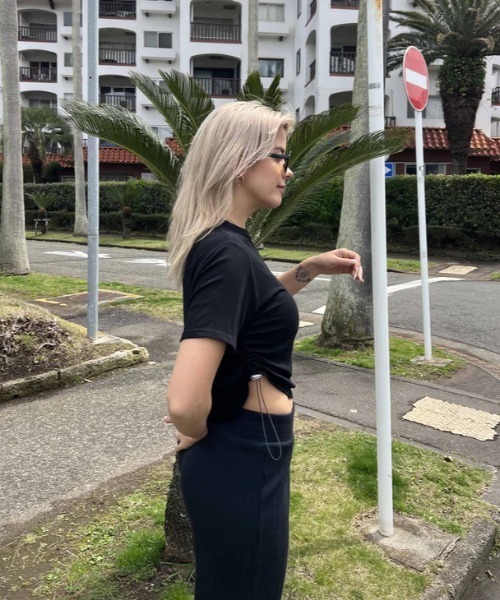 ROXY(ロキシー)の「OCEANO S/S TEE/ロキシードローコード付きワンポイントロゴTシャツ(Tシャツ/カットソー・レディース・マルチ/ブラック/ホワイト・LARGE/MEDIUM/SMALL)」の22枚目の写真