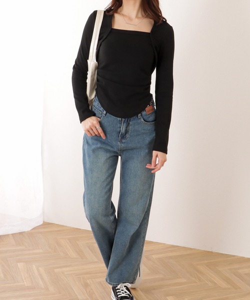 Lace Ladies(レースレディース)の「ソリッドカラー 裏起毛 スクエアネック スリム フィット カットソー(Tシャツ/カットソー・レディース・グレー/ブラック/モカ・M/XL)」の5枚目の写真