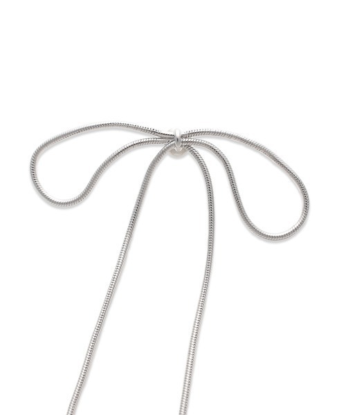 SNIDEL（スナイデル）の「リボンピアス（ピアス（両耳用）・レディース・シルバー/ゴールド・FREE）」の4枚目の写真