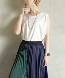 定番シンプルタンクトップ