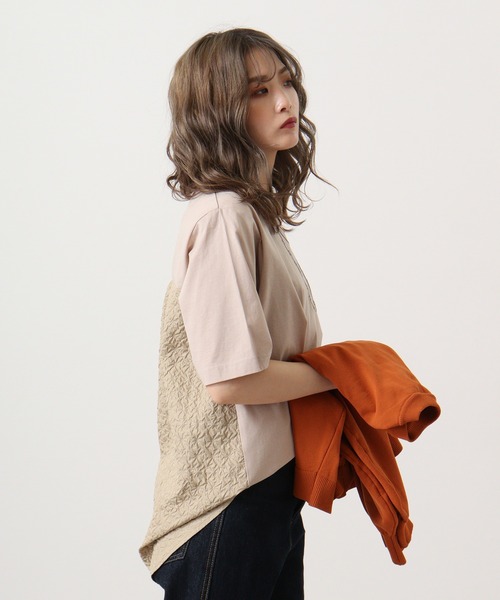 EGLANTINE(エグランティーヌ)の「Eglantine バックジャガードカットソー(Tシャツ/カットソー・レディース・ブラウン/ブラック/ベージュ/オフホワイト・40)」の8枚目の写真