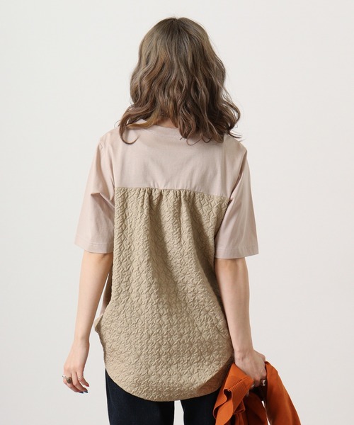 EGLANTINE(エグランティーヌ)の「Eglantine バックジャガードカットソー(Tシャツ/カットソー・レディース・ブラウン/ブラック/ベージュ/オフホワイト・40)」の9枚目の写真