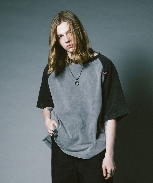 Forte(フォルテ)(フォルテ)の「West Side Modern Embroidery Raglan T-shirt/ウエストサイドモダンエンブロイダリーラグランTシャツ(Tシャツ/カットソー・メンズ・ブラック/ブラウン・LARGE/MEDIUM)」の3枚目の写真