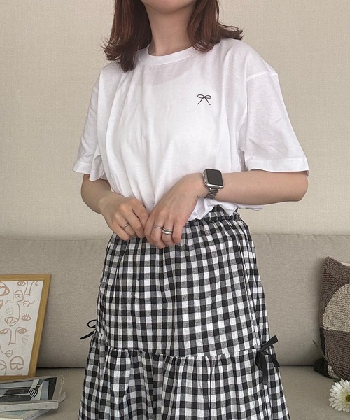 cuorequal(クオレコール)の「リボンワンポイント半袖Tシャツ(Tシャツ/カットソー・レディース・ホワイト・LARGE/MEDIUM/SMALL/X-SMALL)」の8枚目の写真