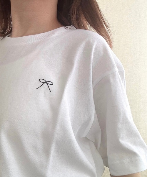 cuorequal(クオレコール)の「リボンワンポイント半袖Tシャツ(Tシャツ/カットソー・レディース・ホワイト・LARGE/MEDIUM/SMALL/X-SMALL)」の14枚目の写真