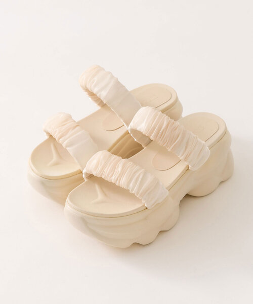 OLIVE des OLIVE（オリーブデオリーブ）の「【S/M/Lサイズ展開】オーガンシャーリングサンダル　1041130120（サンダル・レディース・ブラック/アイボリー・SMALL/MEDIUM/LARGE）」の20枚目の写真