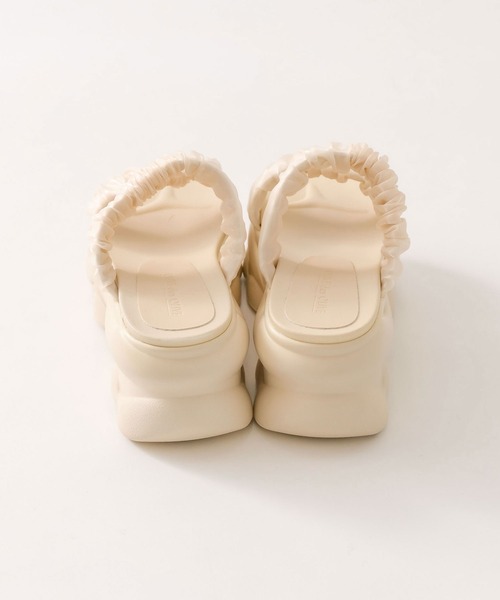 OLIVE des OLIVE（オリーブデオリーブ）の「【S/M/Lサイズ展開】オーガンシャーリングサンダル　1041130120（サンダル・レディース・ブラック/アイボリー・SMALL/MEDIUM/LARGE）」の15枚目の写真