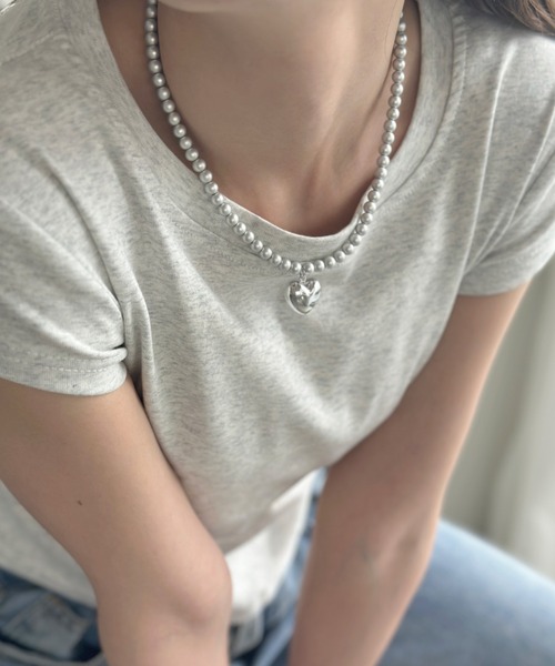 sowang(ソワン)の「シルバーメタルハートネックレス-silver metal heart necklace-(ネックレス・レディース・シルバー・FREE)」の3枚目の写真