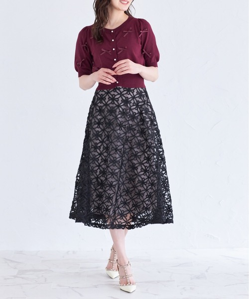 tocco closet(トッコ クローゼット)の「リボンテープ刺繍フラワーフレアスカート(スカート・レディース・ブラック/オフホワイト・M)」の10枚目の写真