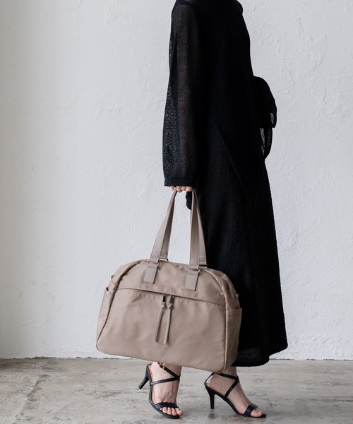 VitaFelice（ヴィータフェリーチェ）の「14ポケットナイロンボストンバッグ 旅行バッグ（ボストンバッグ・レディース・ブラック/ベージュ系/チャコール/ネイビー・FREE）」の12枚目の写真