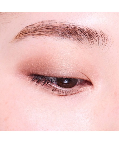 THREE（スリー）の「THREE スターゲージングアイシャドウクアッド（アイシャドウ・レディース・08 FABULOUS DESTINY/06 MYSTERIOUS MISTER/07 MESMERIZING MIA/05 BEAUTIFUL BONNIE/04 MON PETIT AMI/03 BREATHLESS PARISIAN/02 ANDROID DREAMS/01 DESERT FLOWER/10 GARDEN SPACE/09 FLOWER SPACE・FREE）」の14枚目の写真