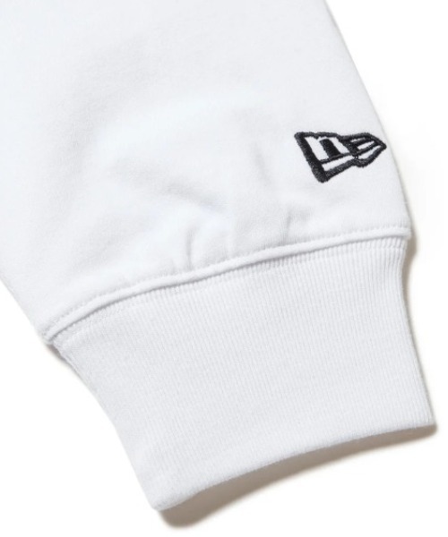 NEW ERA(ニューエラ)の「【NEW ERA】LS OS CT TEE BACK NEWYORK MAGAZINE LOGO / エルエスオーエスシーティーティーバックニューヨークマガジンロゴ(Tシャツ/カットソー・メンズ・ホワイト・X-LARGE/MEDIUM/SMALL/LARGE)」の5枚目の写真