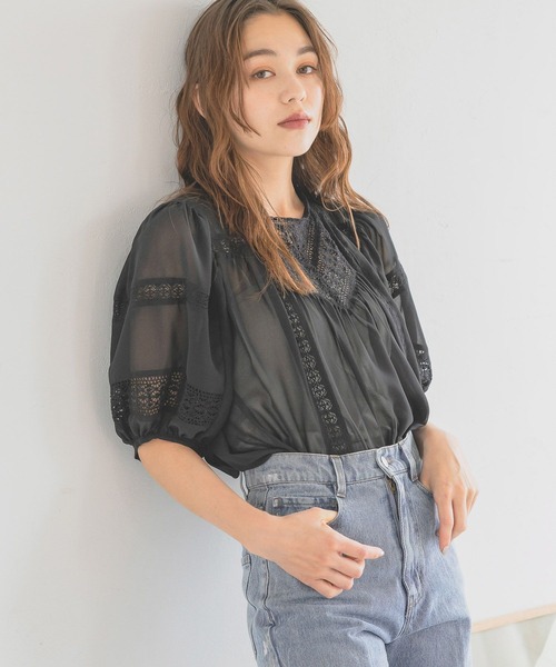 mysty woman(ミスティウーマン)の「レースキリカエクラシックブラウス 140926(シャツ/ブラウス・レディース・オフホワイト/ブラック/オレンジ・FREE)」の1枚目の写真