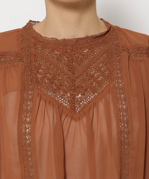 mysty woman(ミスティウーマン)の「レースキリカエクラシックブラウス 140926(シャツ/ブラウス・レディース・オフホワイト/ブラック/オレンジ・FREE)」の8枚目の写真