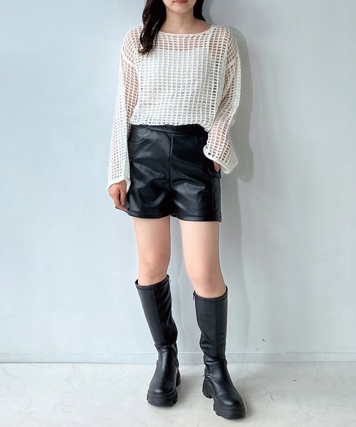 AS KNOW AS plus(アズノゥアズプラス)の「◇アソートデザインフェイクレザーミニボトム(カーゴパンツ・サスペンダースカート・プリーツスカート)(スカート・レディース・ブラック系1/ブラック系/ブラック系2・FREE)」の8枚目の写真