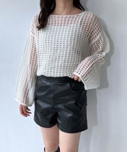 AS KNOW AS plus(アズノゥアズプラス)の「◇アソートデザインフェイクレザーミニボトム(カーゴパンツ・サスペンダースカート・プリーツスカート)(スカート・レディース・ブラック系1/ブラック系/ブラック系2・FREE)」の5枚目の写真