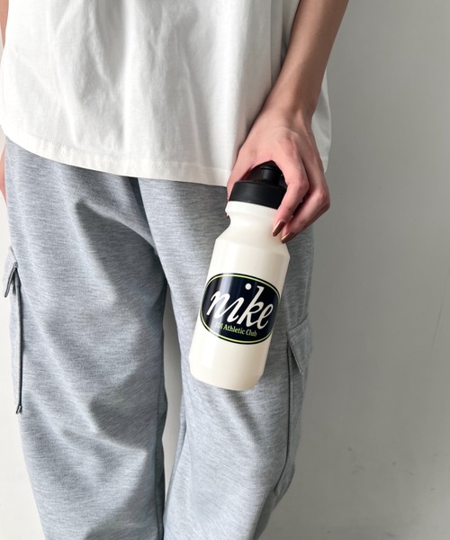 NIKE(ナイキ)の「Nike(ナイキ)/ビッグマウス 650ml スクイズボトル ウォーターボトル 水筒 2.0 22oz グラフィック(水筒・メンズ・ホワイト/バーガンディー/ブルー/パープル/ブルー系その他/カーキ/ブルー系その他2/ライム/オレンジ/その他1・FREE)」の18枚目の写真