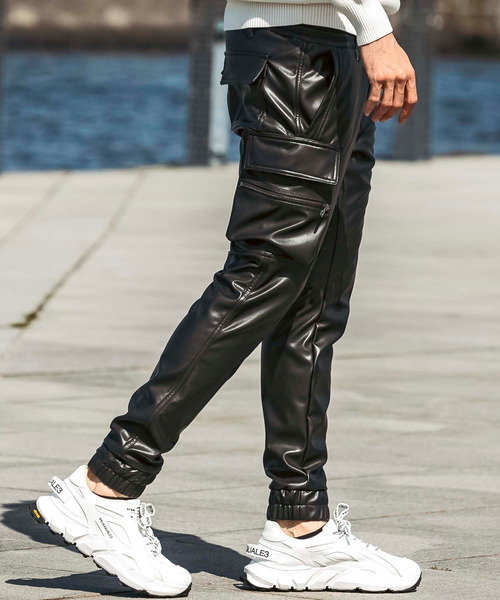 1PIU1UGUALE3 RELAX(ウノピゥウノウグァーレトレ リラックス)フェイク