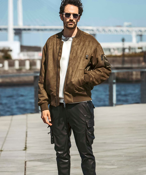 新品 1PIU1UGUALE3 RELAX フェイクレザー カーゴ パンツ 1PIU1UGUALE3 RELAX フェイクレザーカーゴパンツ メンズ スリム レザー