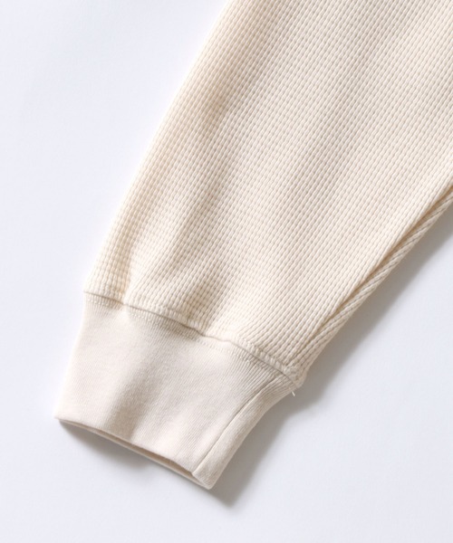 SITRY（シトリー）の「2026SS新色 Organic Cotton Thermal/オーガニックコットン サーマル ワッフル クルーネック ヘンリーネック ロンT 長袖Tシャツ（Tシャツ/カットソー・メンズ・ブラック/グレー/アイボリー/カーキブラウン/オフホワイト/ベージュ/グレー系その他/ホワイト系その他/ブラック系その他/カーキ/グレイッシュベージュ/オリーブ/ホワイト/サックスブルー・LL/M/L）」の17枚目の写真