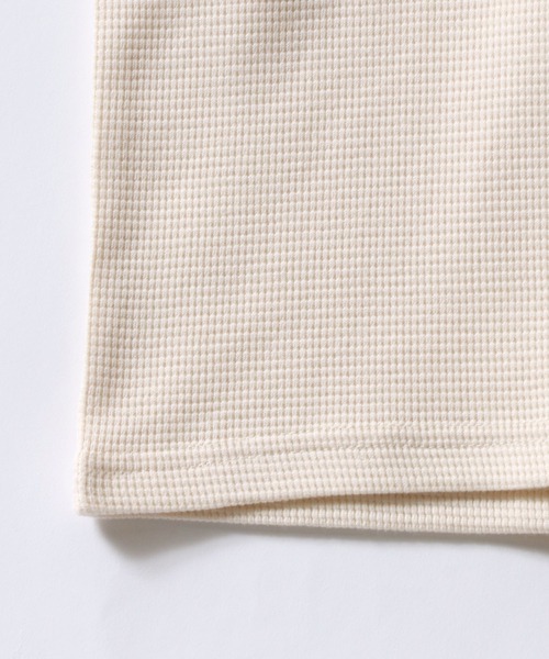 SITRY（シトリー）の「2026SS新色 Organic Cotton Thermal/オーガニックコットン サーマル ワッフル クルーネック ヘンリーネック ロンT 長袖Tシャツ（Tシャツ/カットソー・メンズ・ブラック/グレー/アイボリー/カーキブラウン/オフホワイト/ベージュ/グレー系その他/ホワイト系その他/ブラック系その他/カーキ/グレイッシュベージュ/オリーブ/ホワイト/サックスブルー・LL/M/L）」の18枚目の写真