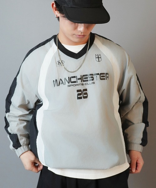 SPINNS（スピンズ）の「ナイロンプルーオーバー/ゲームデザイン（スウェット・メンズ・ネイビー/ピンク/グレー/オフホワイト/ブラック/ワイン・ONESIZE）」の3枚目の写真