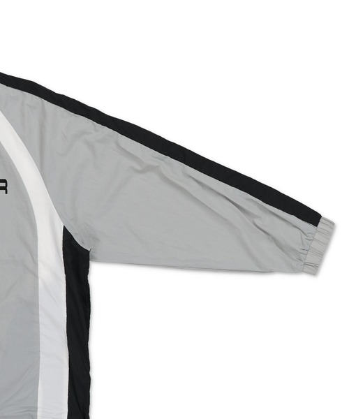 SPINNS（スピンズ）の「ナイロンプルーオーバー/ゲームデザイン（スウェット・メンズ・ネイビー/ピンク/グレー/オフホワイト/ブラック/ワイン・ONESIZE）」の13枚目の写真