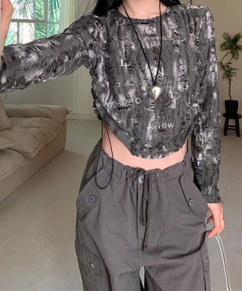 LYEON(リヨン)の「サイドドロストクロップドトップス/クラッシュ加工トップス(Tシャツ/カットソー・レディース・ホワイト/グレー・FREE)」の8枚目の写真