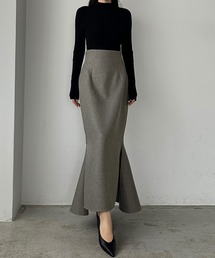 Louere（ルエレ）の「裏起毛ハイウエストヘリンボーンスリットマーメイドスカート（スカート）」