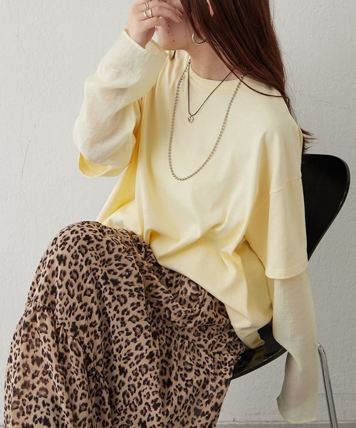 Remind me and forever(リマインドミーアンドフォーエバー)の「シルケット風レイヤードプルオーバー(Tシャツ/カットソー・レディース・グレー/チャコールグレー/イエロー・FREE)」の3枚目の写真