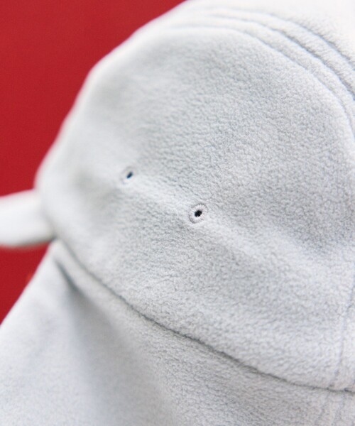 NANGA(ナンガ)の「NANGA × FREAK'S STORE/ナンガ × フリークスストア 別注 POLARTEC EAR FLAP CAP ポーラテックイヤーフラップキャップ(キャップ・メンズ・ブラック/グレー・ONE SIZE)」の17枚目の写真