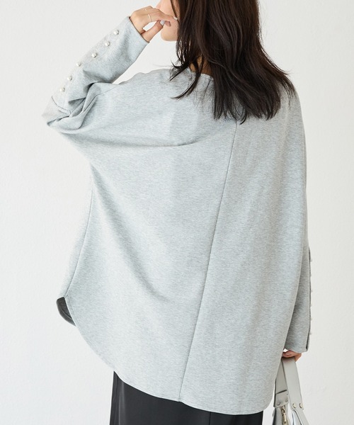 LAVEANGE（ラビアンジェ）の「【洗える】パール釦ドルマンプルオーバー（Tシャツ/カットソー・レディース・ブラック/オフホワイト/グレー・M/LL/3L/4L/5L）」の16枚目の写真