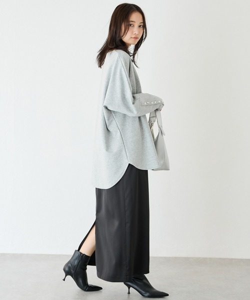 LAVEANGE（ラビアンジェ）の「【洗える】パール釦ドルマンプルオーバー（Tシャツ/カットソー・レディース・ブラック/オフホワイト/グレー・M/LL/3L/4L/5L）」の19枚目の写真