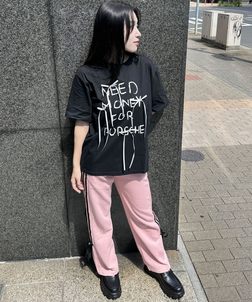 madrepadre(マドレパドレ)の「リボンデザインワードプリント半袖Tシャツ(Tシャツ/カットソー・レディース・ブラック/ホワイト・MEDIUM)」の6枚目の写真
