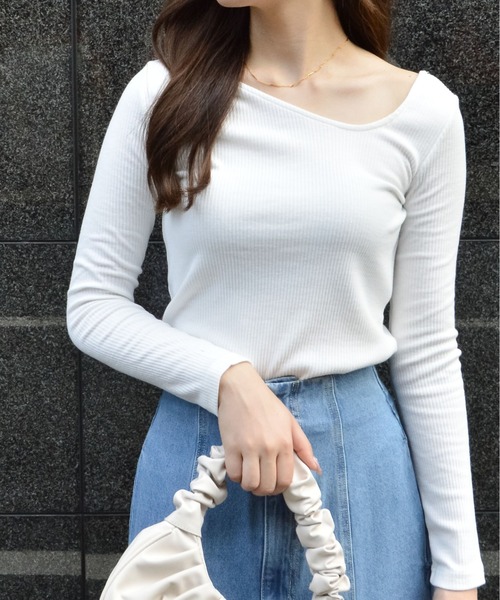 spiritoso（スピリトーゾ）の「【spiritoso】テレコ アシメネック トップス(無地)（Tシャツ/カットソー・レディース・ダークブラウン/オフホワイト/ブラック/パープル系その他/グリーン系その他/その他1/ベージュ/サックスブルー・MEDIUM）」の10枚目の写真