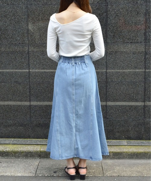 spiritoso（スピリトーゾ）の「【spiritoso】テレコ アシメネック トップス(無地)（Tシャツ/カットソー・レディース・ダークブラウン/オフホワイト/ブラック/パープル系その他/グリーン系その他/その他1/ベージュ/サックスブルー・MEDIUM）」の15枚目の写真