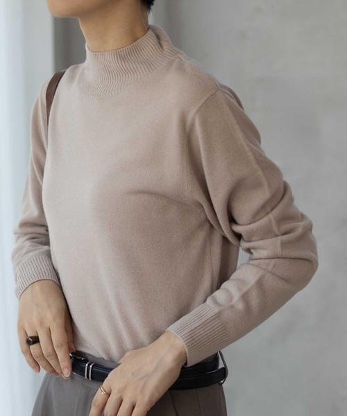 NAVY(ネイビー)の「nAvy 洗えるニット カシミヤタッチハイネックプルオーバー(ニット/セーター・レディース・レッド/グレイッシュベージュ/ブラック・M/L)」の18枚目の写真