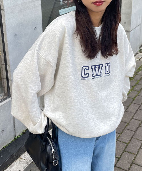 Chillfar（チルファー）の「デイリーアソートプリントロゴスウェットトレーナー（スウェット・レディース・ピンク/ボルドー/アイボリー系2/ホワイト系1/レッド系/ホワイト系/グリーン/ブルー/ネイビー系2/ネイビー系/グレー系/アイボリー系/杢グレー/ブラック/ネイビー系3/アイボリー系3/チャコール/ベージュ/ネイビー/オートミール/ピンク系/グレー系1/グリーン系/ネイビー系1/アイボリー系1・FREE）」の9枚目の写真