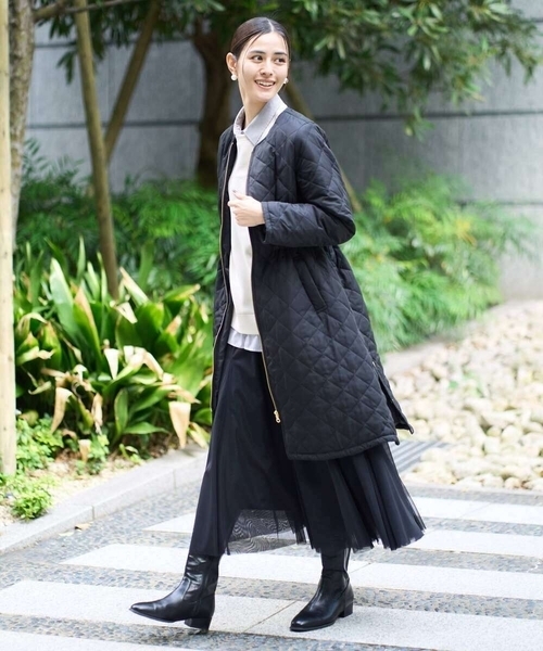 a.v.v（アーヴェヴェ）の「ウエストドロストノーカラーキルトコート（ブルゾン・レディース・モカ/ブラック・34/40/38/42/36）」の3枚目の写真