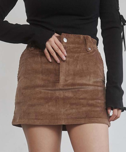 ENVYM(アンビー)の「コーデュロイミニスカート(スカート・レディース・ブラック/ブラウン/ピンク・SMALL/MEDIUM)」の16枚目の写真