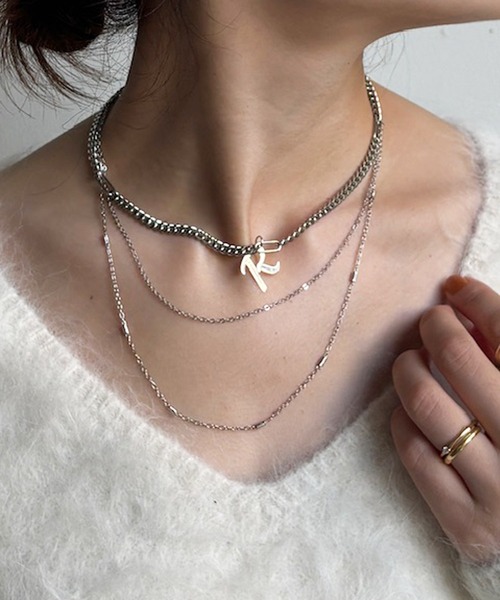 ドレスアドレス　イニシャル　ネックレス　M セレブ愛用【THE M】イニシャルネックレス (THE M JEWELERS