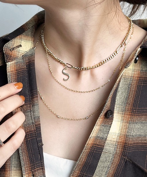 DouDou(ドゥドゥ)の「【A・H・M・R・S・Yの6種!】アルファベットネックレス(ネックレス・レディース・シルバー/ゴールド・S/M/A/H/R/Y)」の13枚目の写真