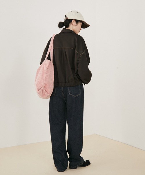 MERLOT（メルロー）の「【ウエスト調節可能】ウエストボタンストレートデニム（デニムパンツ・レディース・ブルー/ネイビー・FREE）」の3枚目の写真